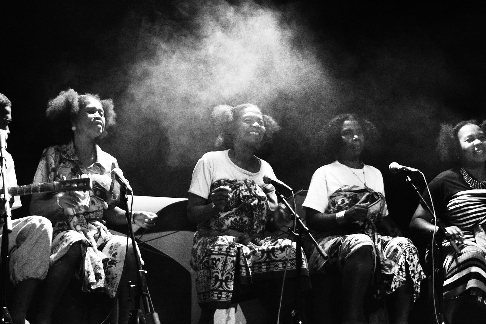 Tefa, chant Sarandra de Madagascar. Liège, 2007.